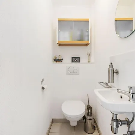 Fiesole 201 Very Centrally Located In *